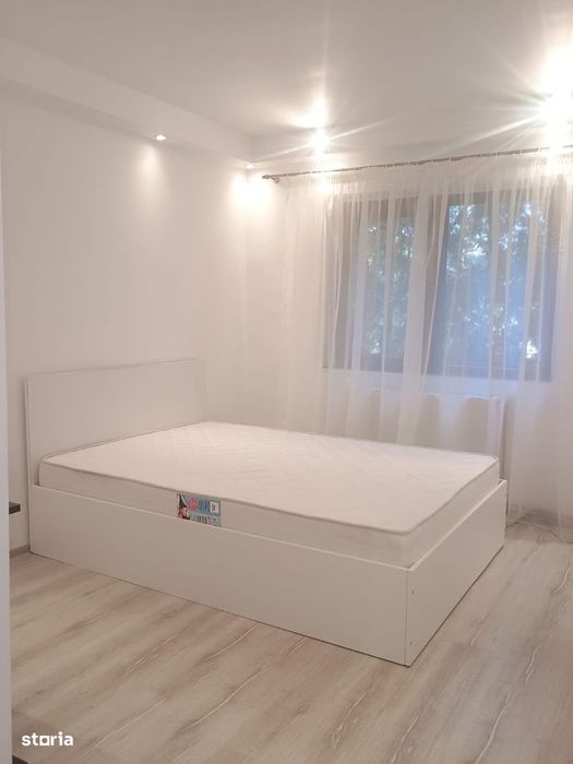 Apartament 3 camere Independentei
