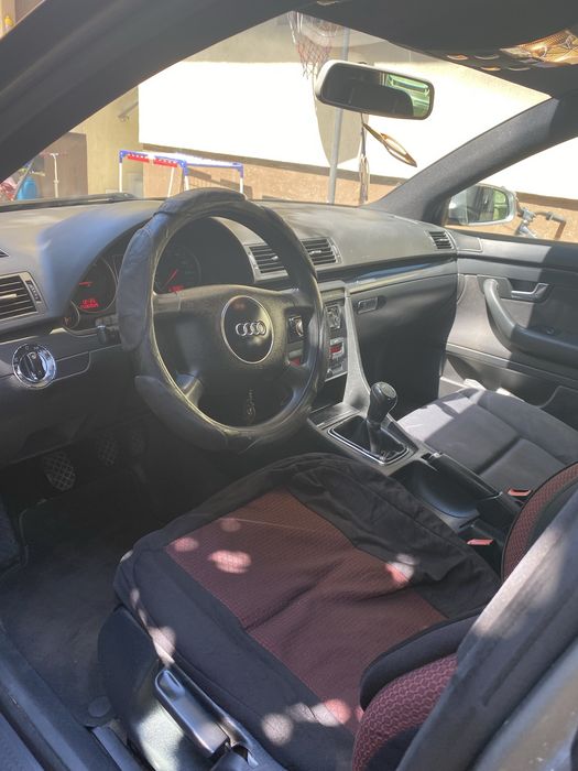 AUDI A4 2004 — imagine 4