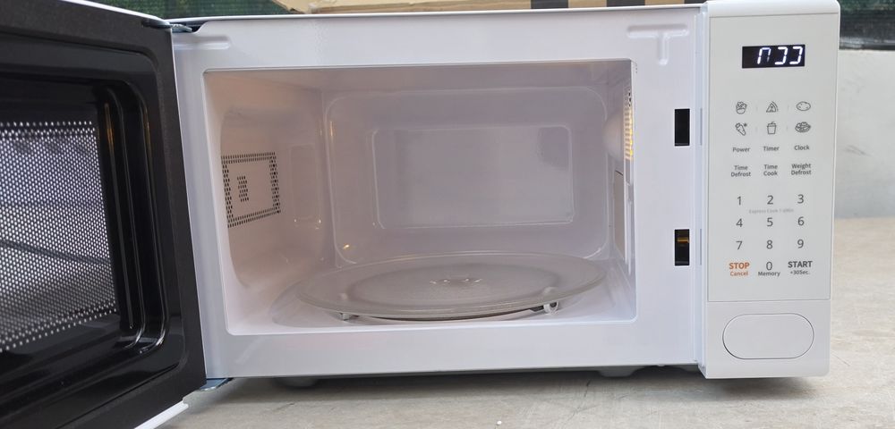 Микровълнова Comfee