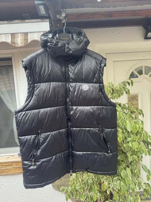 Vesta Moncler xl neagra