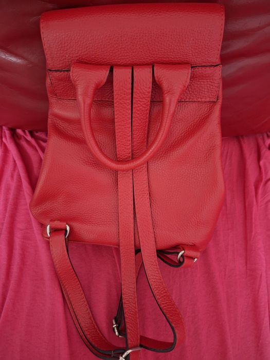 Rucsac din piele naturală marca XUfta ,rosu intens