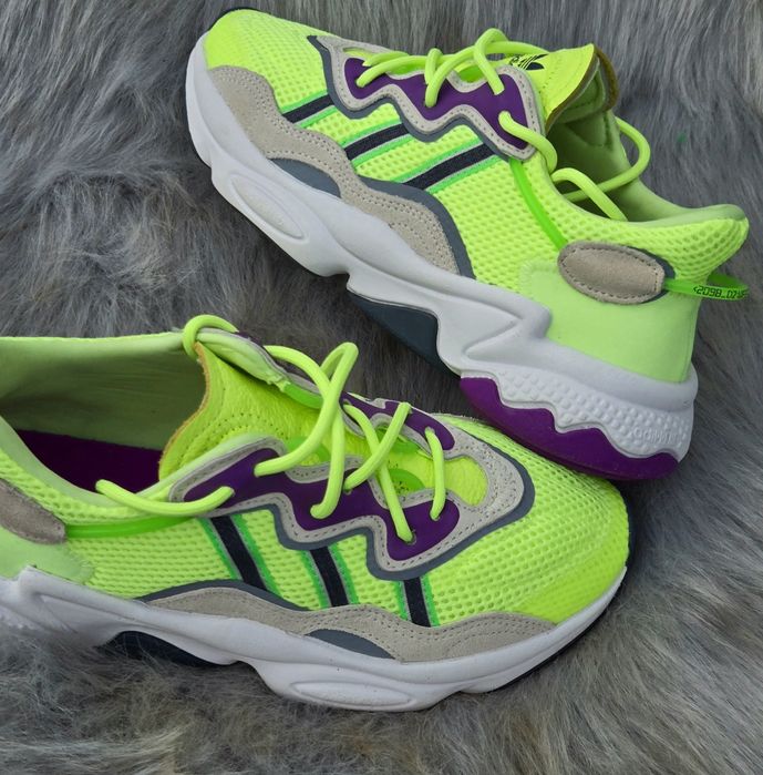 Adidas Ozweego оригинални дамски сникърси 38 номер