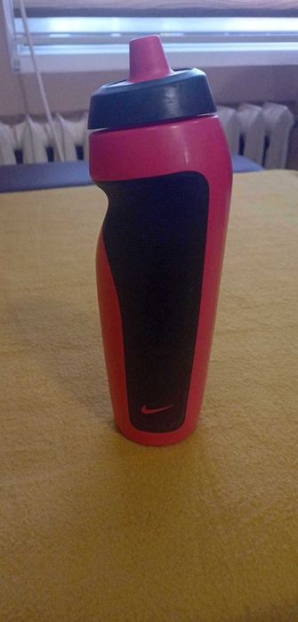 Спортни бутилки и термоси