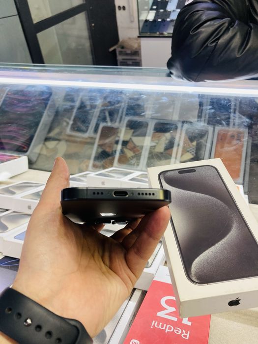 iPhone 15 Pro 256 gb black