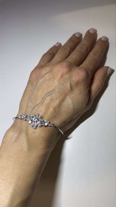 Дамска гривна Swarovski Gema , flower design