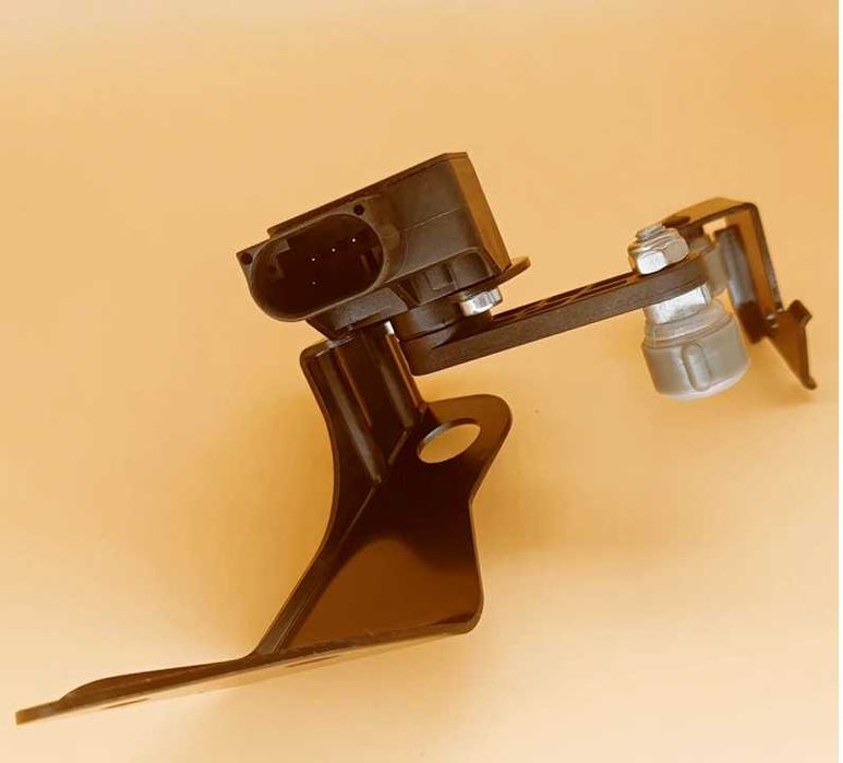 Senzor nivel NOU caroserie spate VW Phaeton Audi A8 Bentley