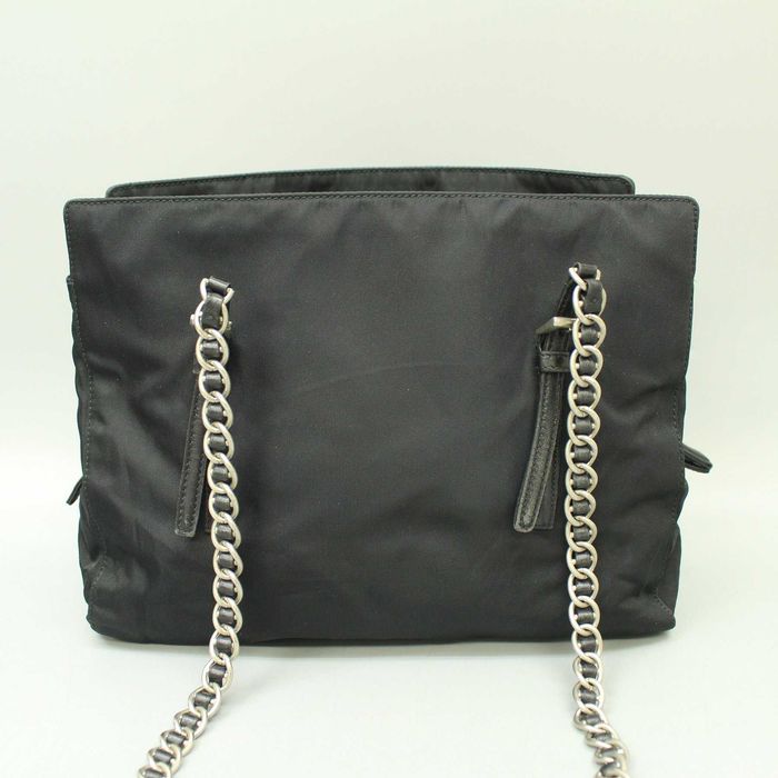 Чанта Prada Vela Nero Re-Nylon оригинал