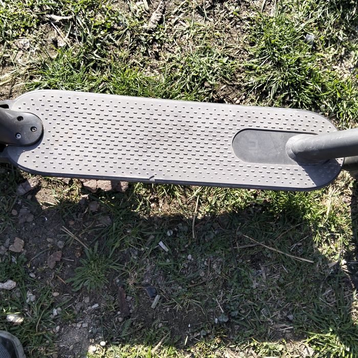 Vând trotineta xomi m3006