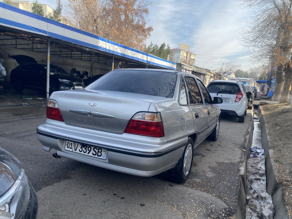 Nexia 1 sons 163.000 min yurgan moshina vapshe zor