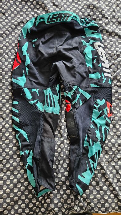 costume enduro Fox 180 si Leatt