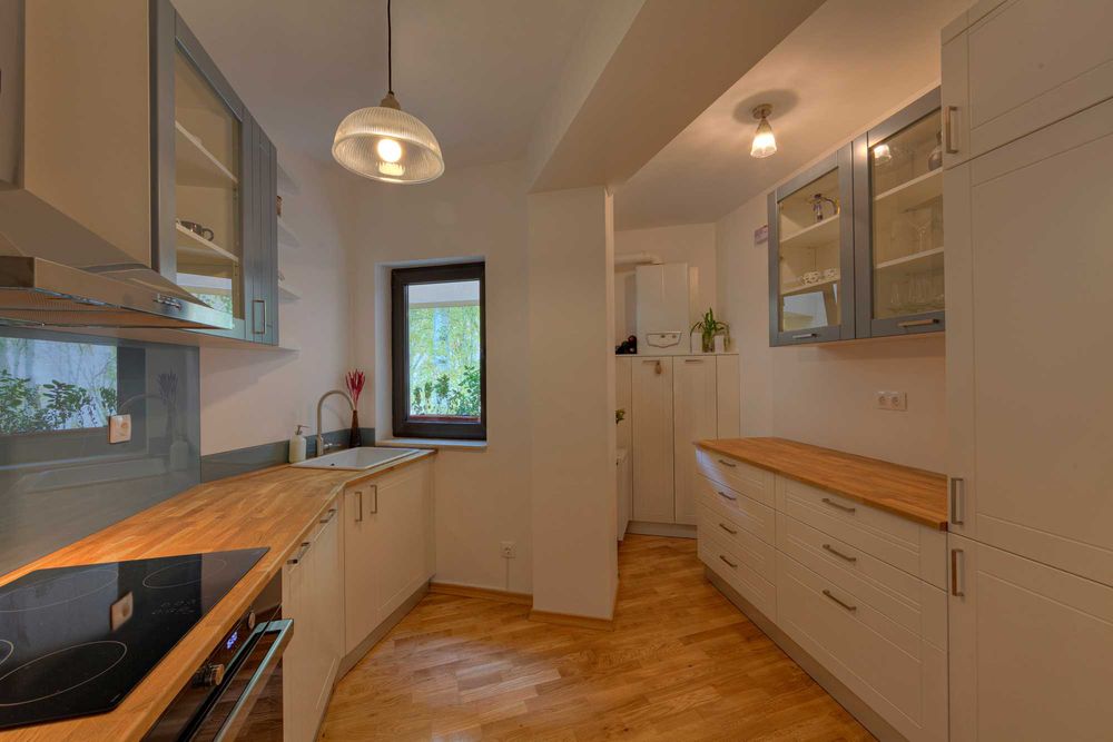 Apartament de 2 camere, 64 mp utili, într-un imobil mic și cochet din zona Unirii / Vitan
