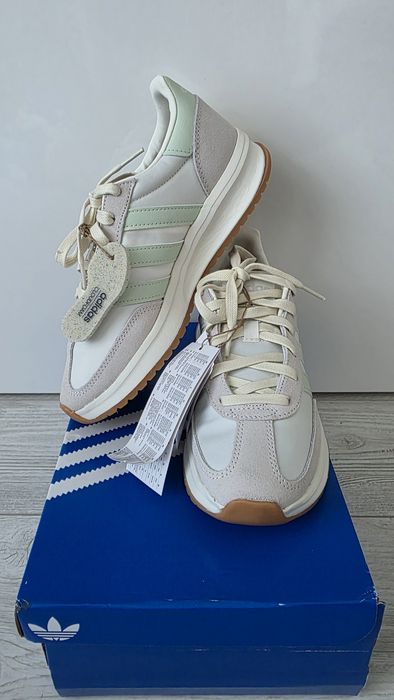 Adidas Run 70s 2.0 J Crem / Verde deschis – Mărimea 38 - Nou cu eticheta