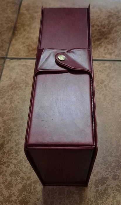 Cutie vintage pentru depozitare casete audio