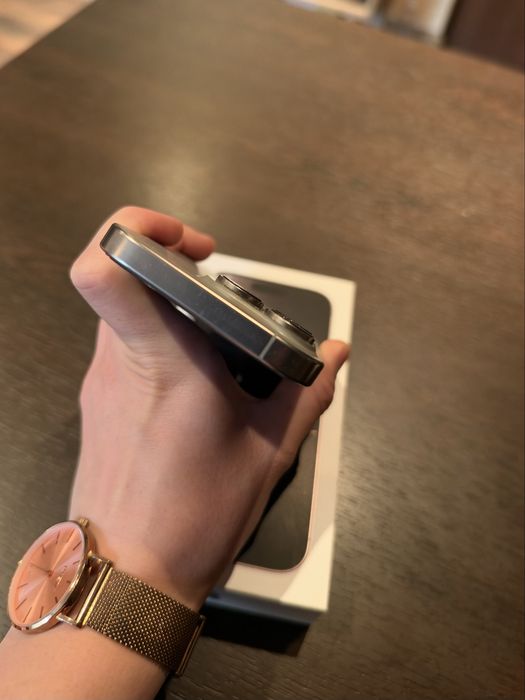 IPHONE 16 PRO 256gb