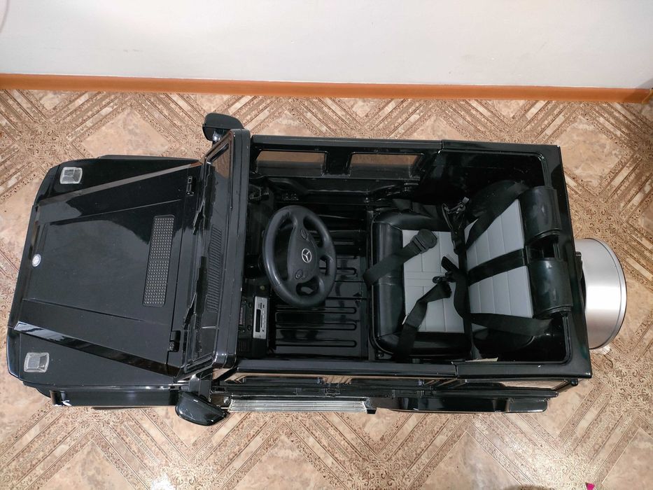 Продам детский электромобиль