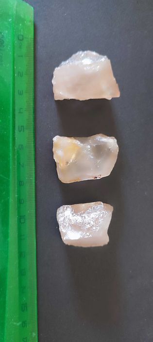 Камень натуральный ТОПАЗ