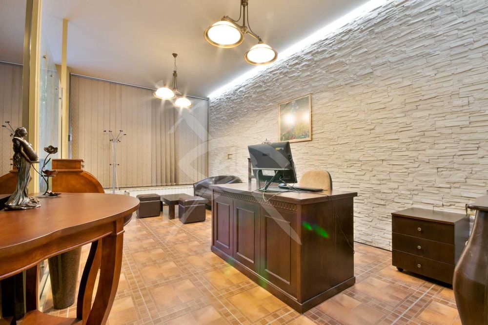 Дава се под наем Офис в София, Хиподрума - 65 кв.м за 797.64 € - Снимка #1