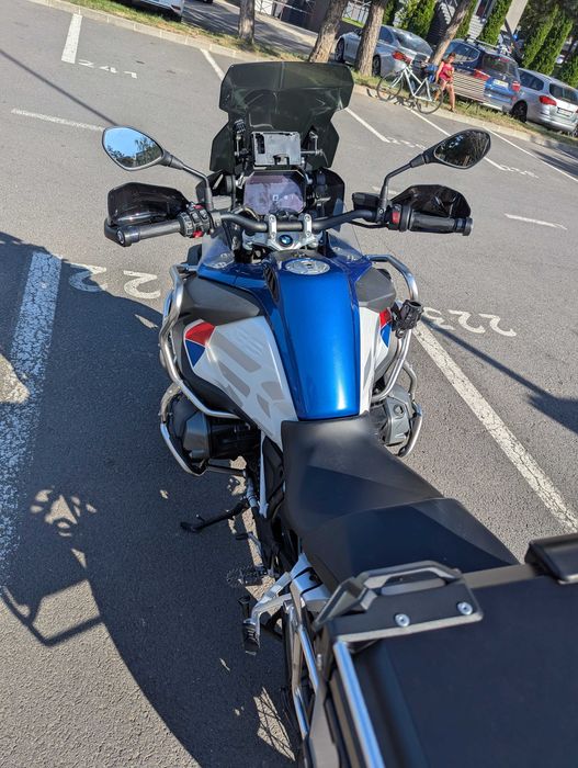 BMW R1250GS Adventure 2020 – Low Suspension, Top Case + Cutii