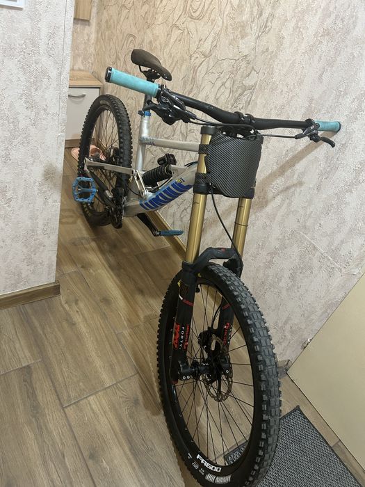 dh canyon плнински велосипед