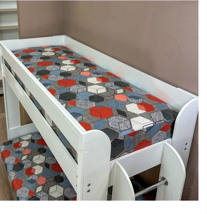 Продам детскую кровать