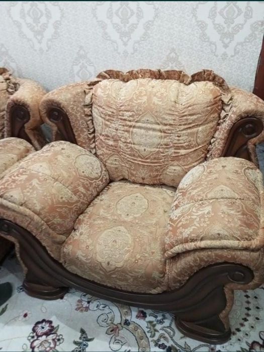 Мягкая мебель в зал