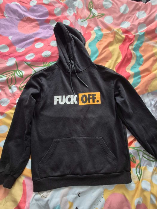 Fuck off“ – черен мъжки суитшърт