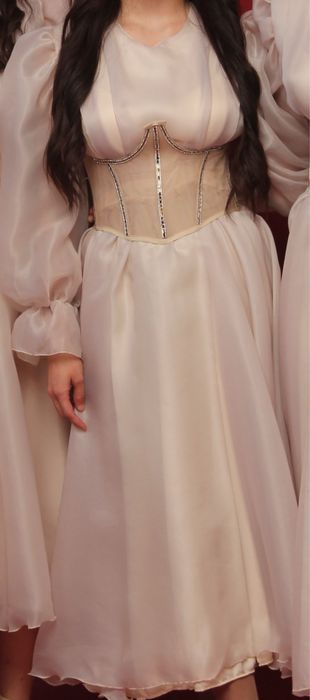 Платье на 25 май