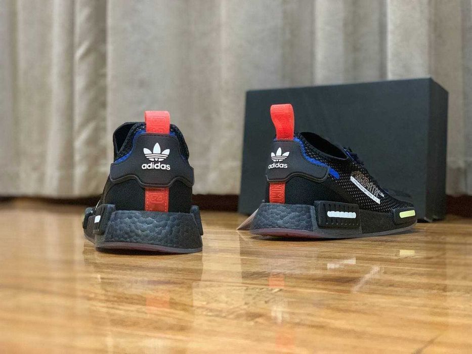 Мужские кроссовки Adidas NMD_R1 Spectoo РАЗМЕР 41
