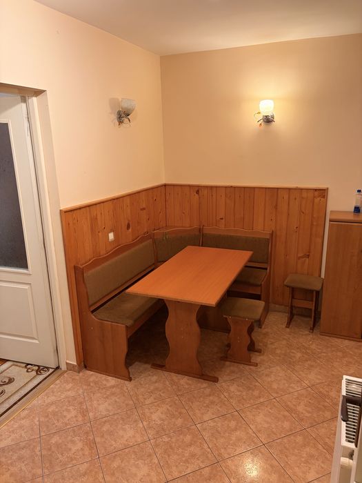 Apartament de închiriat cu 3 camere 5 minute de la UMF
