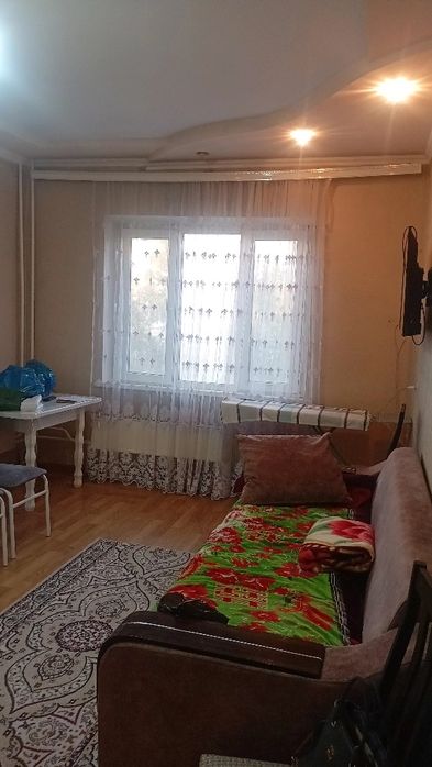 продам 1 ком. кв. в 10мкр дом 29