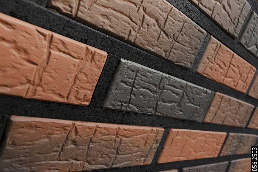 Кирпич облицовочный и строительный в Алматы.