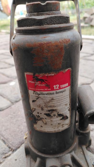 Продам домккрат, форкоп, балонный ключ