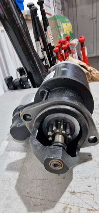 Electromotor tractor fiat 211 215  cu 2 prinderi 9 dinti preț 1290 lei