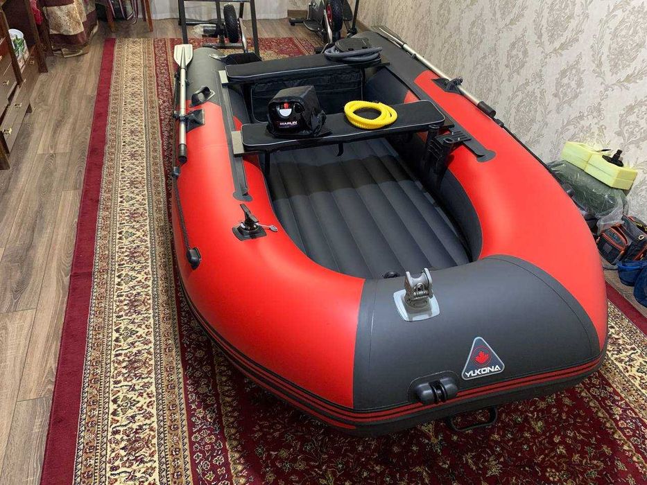 Продам лодку и мотор