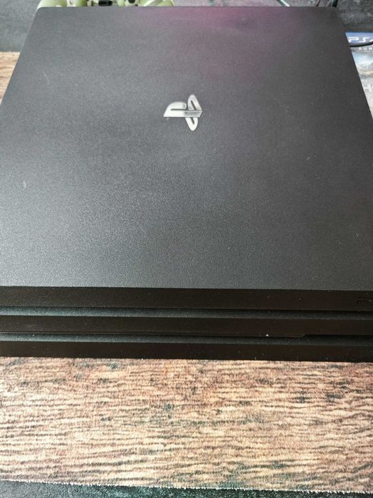 Playstation 4 Pro 1TB (PS4)