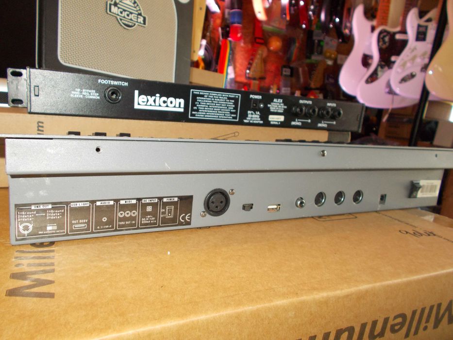 EfectVoce Lexicon/Aria AR-525 reverb/led-commander