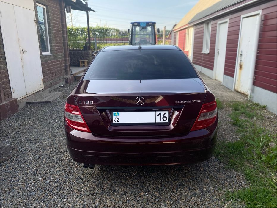 Продам Mercedes C180