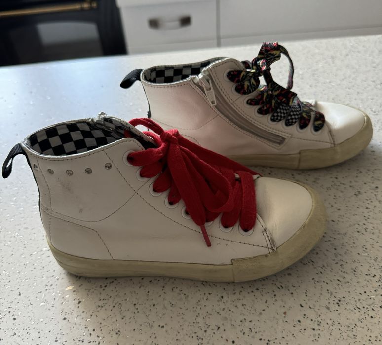 Zara Copii Nr 31 (19 cm )  Pret : 20lei