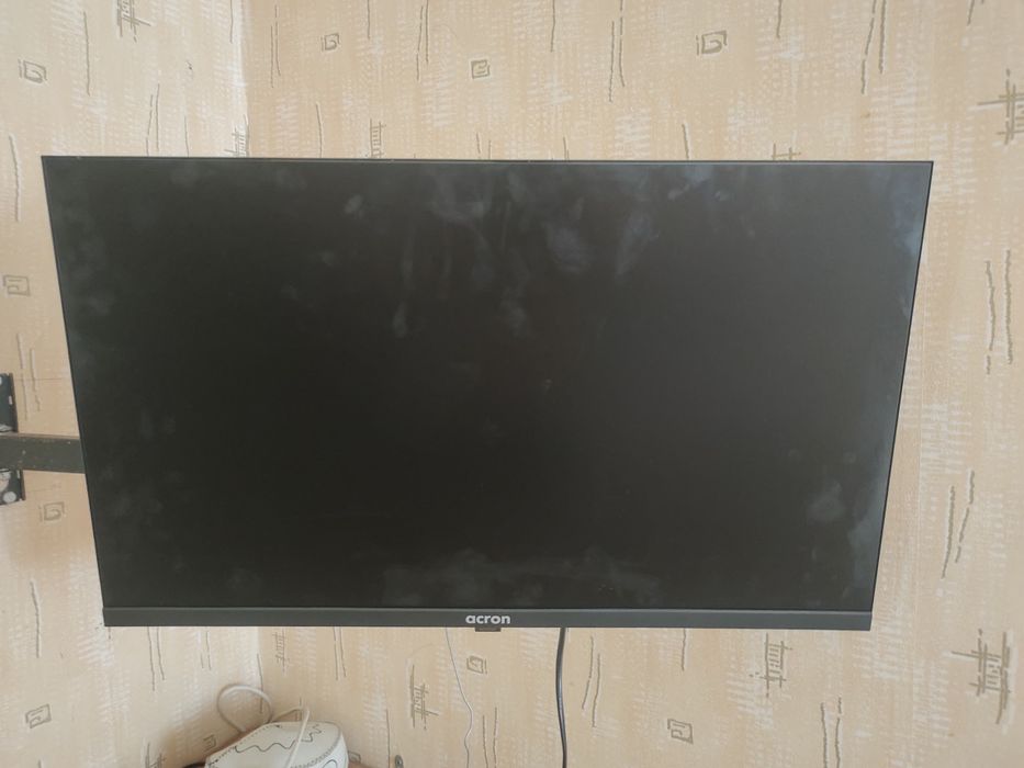 Продам телевизор Acron