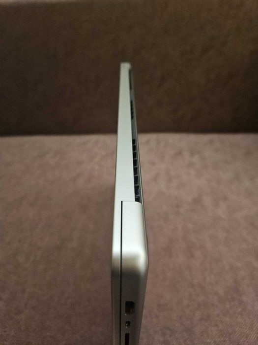 МНОГО ЗАПАЗЕН! MacBook Pro M2 16" 2023, 512 GB SSD, 16GB RAM + ПОДАРЪК