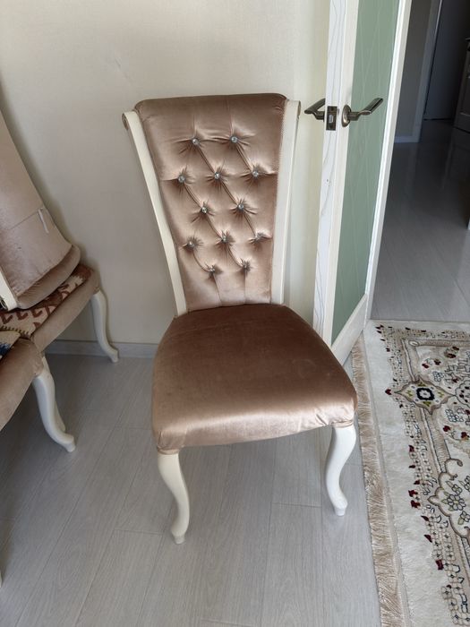 Стулья для гостиной