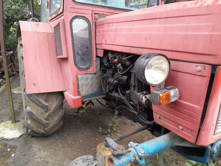 Tractor utb 445 cu carte CIV