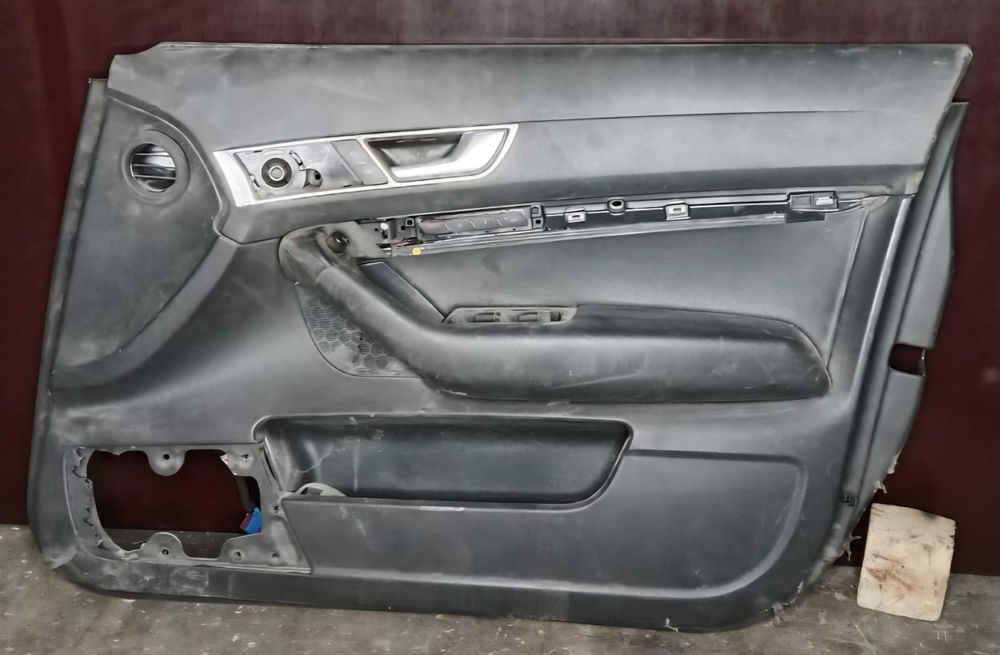 TitanAuto Audi A4 B6, A6 C6 дверные карты