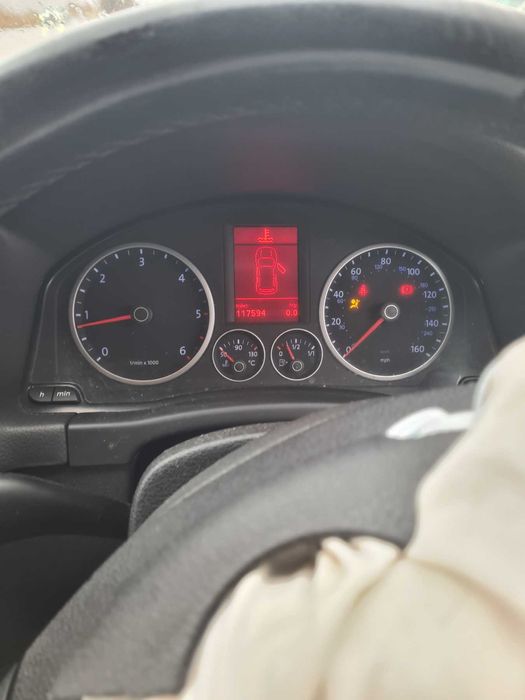 **САМО НА ЧАСТИ** VW Tiguan 2.0TDI, Ръчни скорости, Десен волан