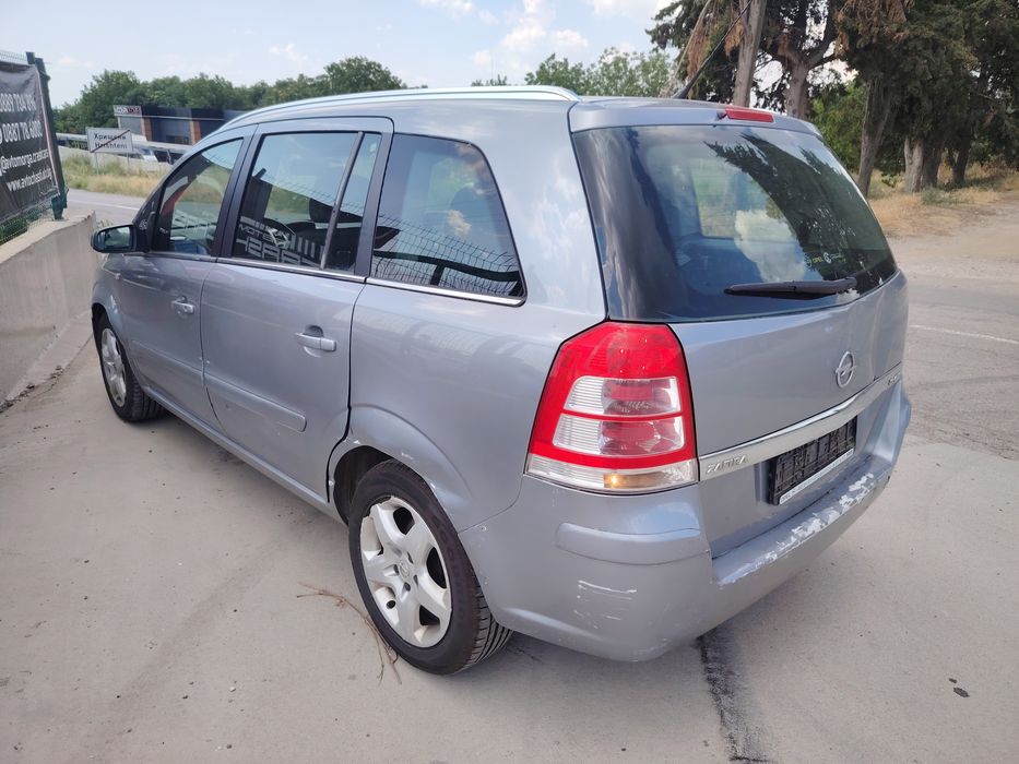 Опел Зафира 1.9 цдти 150 к.с. / Opel Zafira 1.9 cdti 150 hp НА ЧАСТИ
