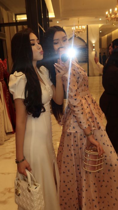 необычные платье