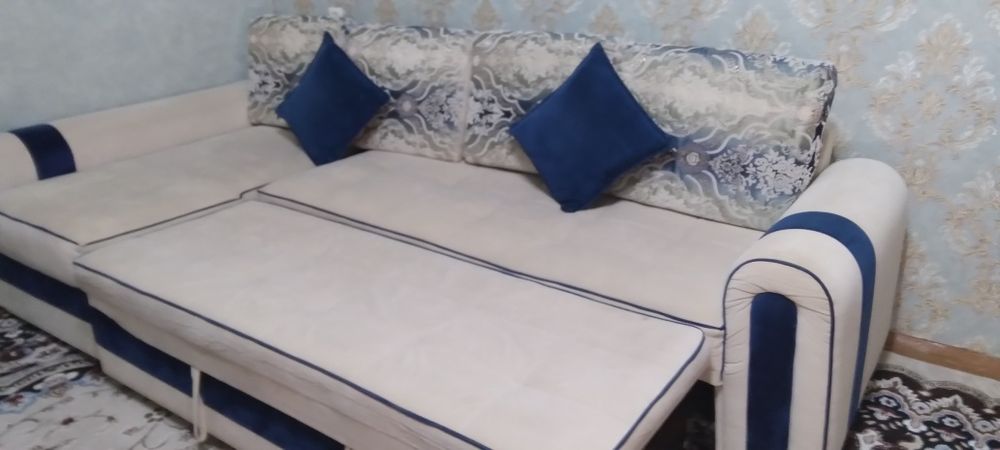 Диван в хорошем состоянии