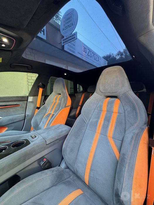 Zeekr 001 Z sport