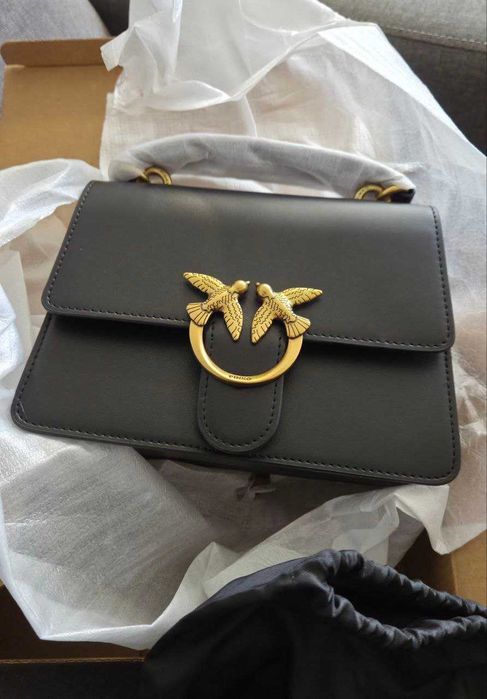 Кожена дамска чанта тип "куфарче" PINKO LOVE ONE