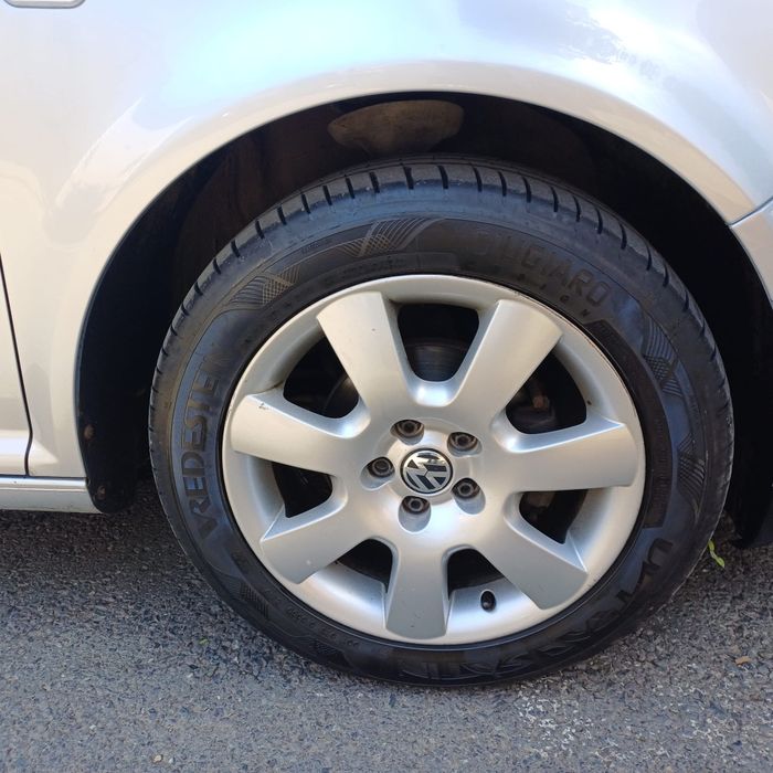 VOLKSWAGEN Golf 2003 — imagine 4